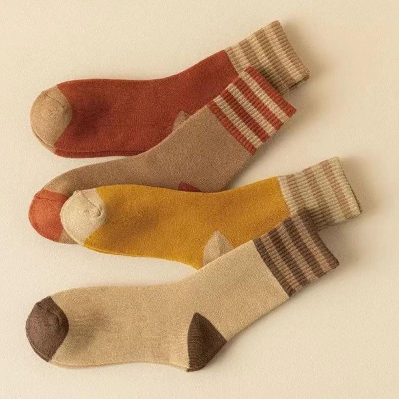 Women's Thickened Terry Anti-Pilling Mid-Calf Winter Socks