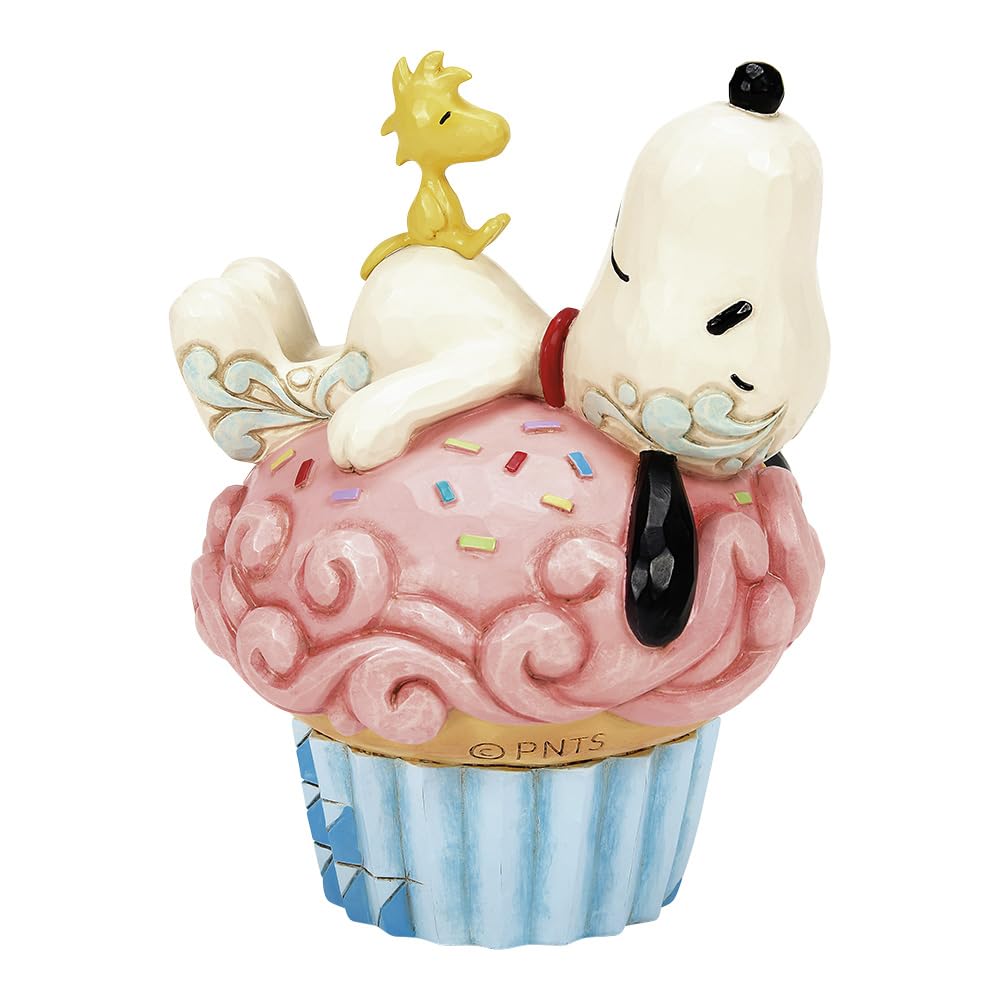 Enesco JIM SHORE Snoopy ležící na cupcaku 6016266