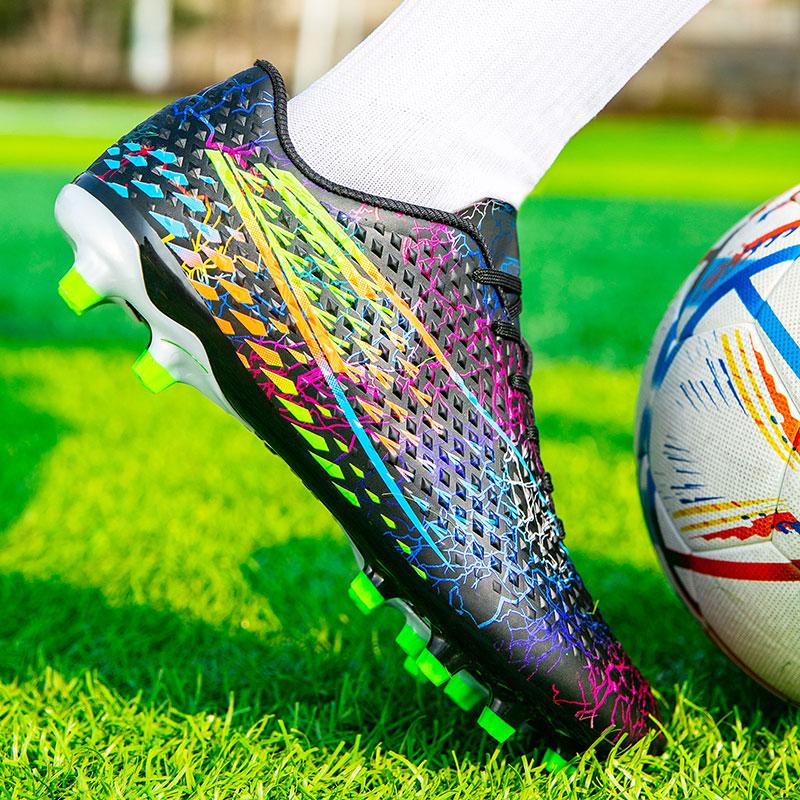 Men Soccer Shoes Kids Football Boots Women Professional Soccer Cleats Antiskid Chaussure Football FG Outdoor Football Shoes