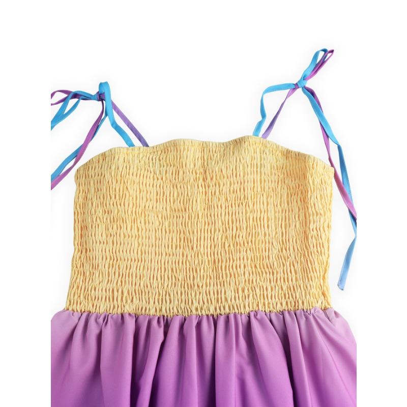 Ein hochtailliertes Neckholder-Kleid im Gradient-Patchwork-Stil für Damenbekleidung im Frühling und Sommer