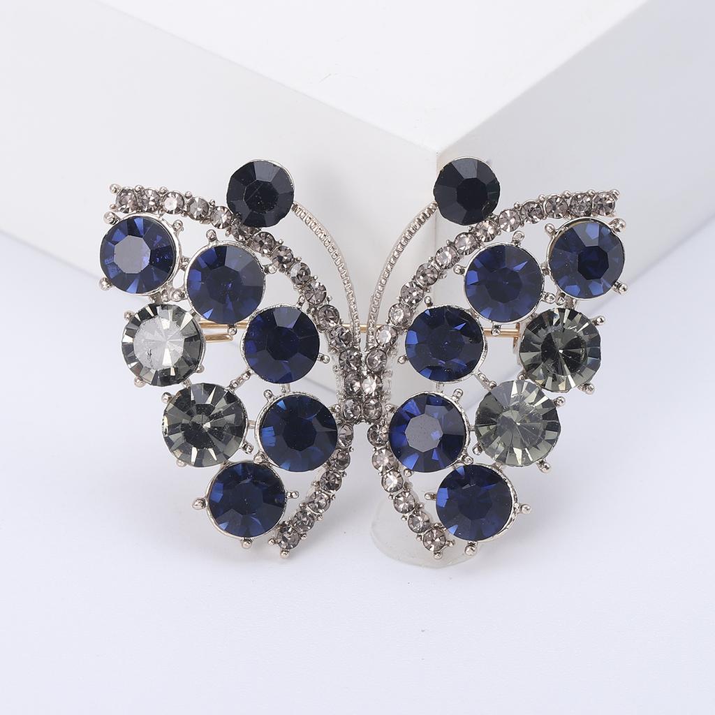 Luxury Rhinestone Hollow Butterfly Brooches for Women Insect Pins Event Party New Gifts Backpack Decoration Clothes Accessories