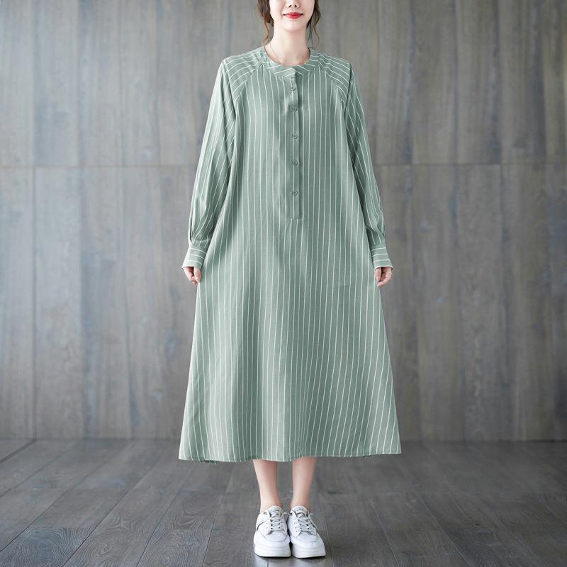 Frühling/Sommer 2023 Damen Übergröße Gestreiftes Lässiges Langes Kleid - Literarischer Stil, Lockere Passform, Schlankmachender Effekt