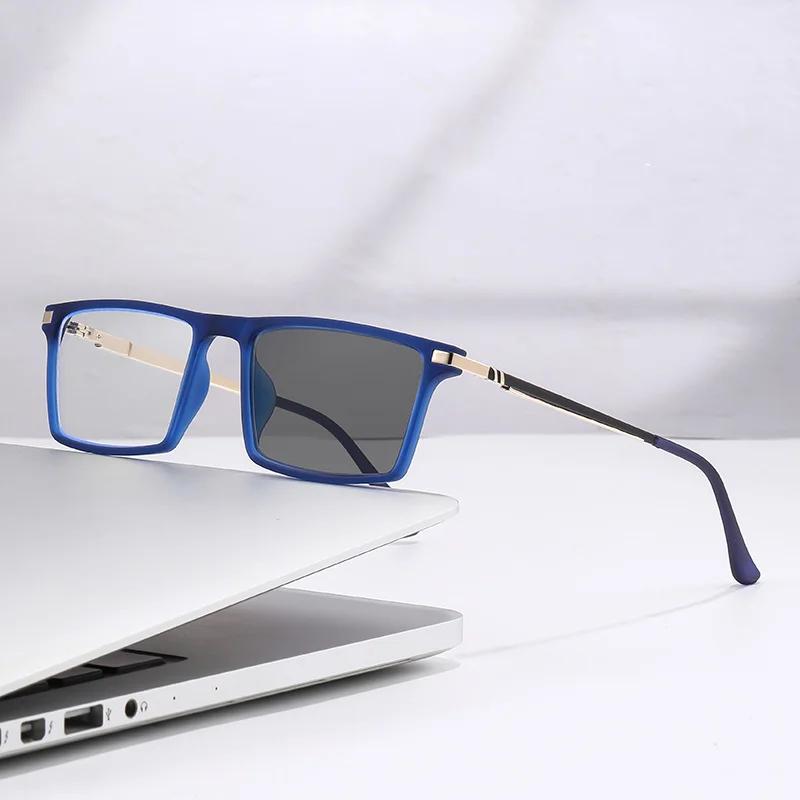 Photochrome Presbyopie-Brille für Herren Damen Progressive Multifokale Hochauflösende Lesebrille +1.5 +2.5