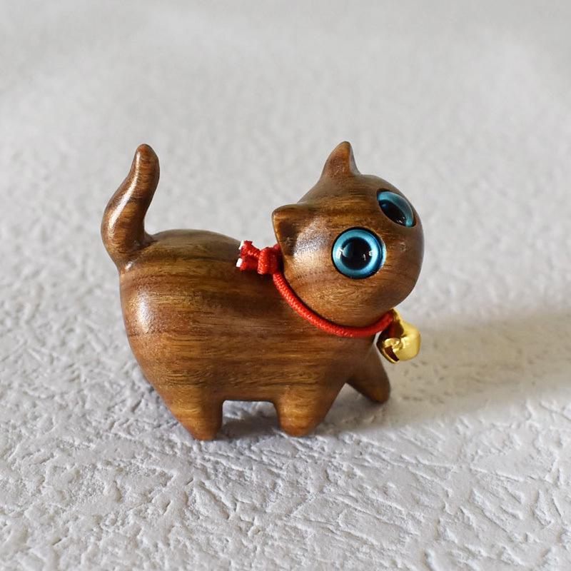 Green Sandalwood Cat Ornament - Solid Wood Hand-Carved Kitten for Home or Car Décor