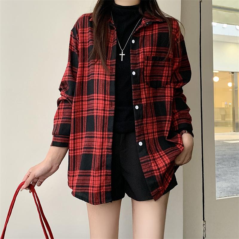 Karminrotes kariertes Hemd für Damen, Knopfleiste, Langarm, Kragen, karierte Hemdjacke, Schulmädchen, Freizeit, Wochenend-Outfit, Frühling, Sommer