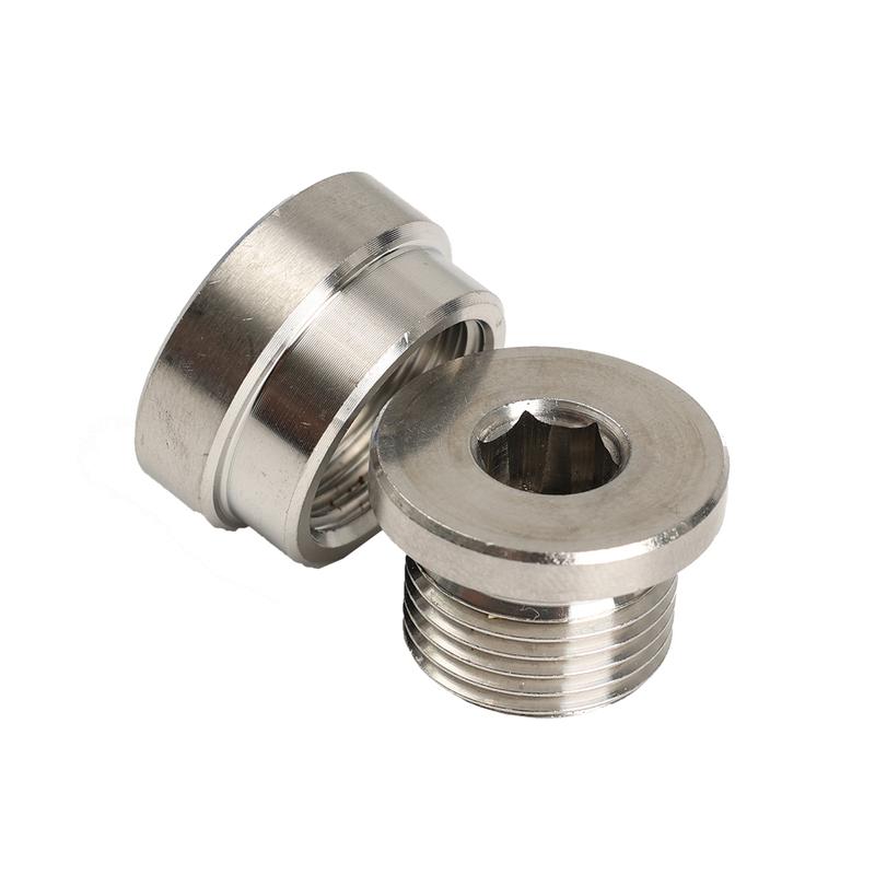 Universelles M18x1.5 Aufschweißbares Sauerstoffsensor-Gewindebuchsen- und Stopfen-Set Metall Breitbandmutter und Dichtkappe Set O2-Sensor-Installationswerkzeug
