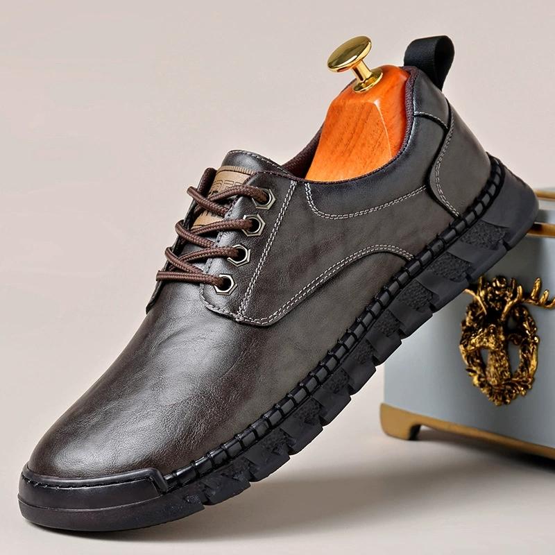 2026 New Genuine Leather Board Shoes Mens Spring Autumn Casual Leather Office Shoes Comfy Outdoor Designer Thick Bottom Shoes
