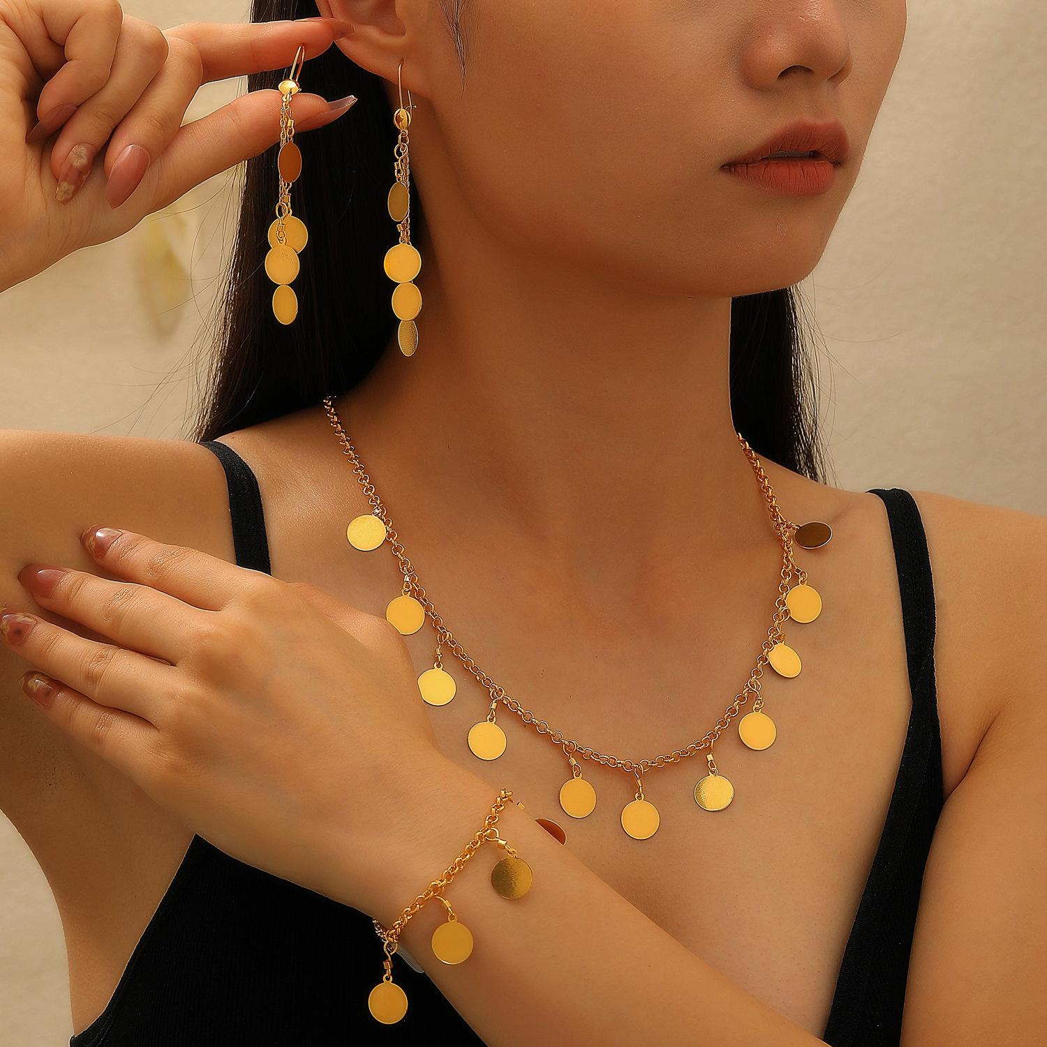 

New Metal Chain Tassel Necklace Niche Premium Video Set Middle East Retro Personality Necklace Women