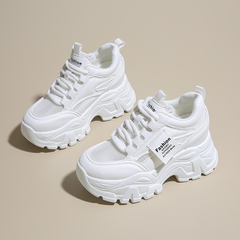2025 new spring thick-soled inner height increase dad shoes women's small height sports shoes versatile and popular women's shoes