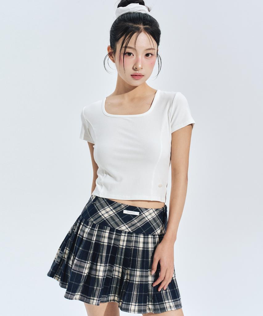 ZEROPLANET Claire Square Tech T-Shirt White