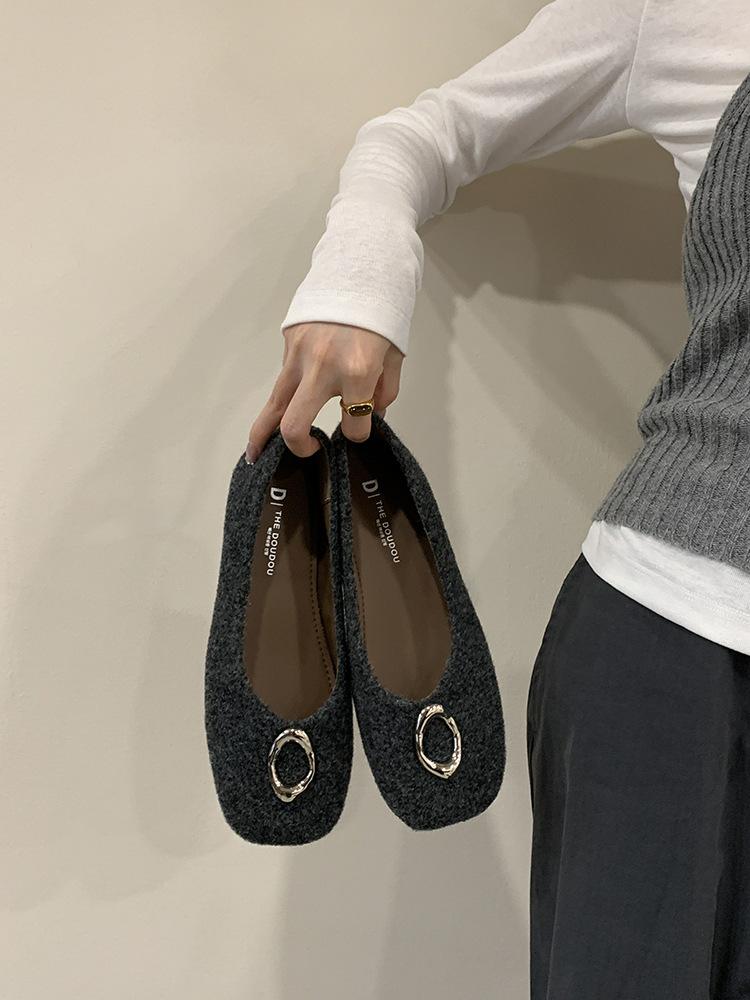 

THEDOUDOU soft-soled single shoes women s flat-soled skirt Mary Jane shoes gentle evening shoes Doudou shoes grandma shoes tide 39