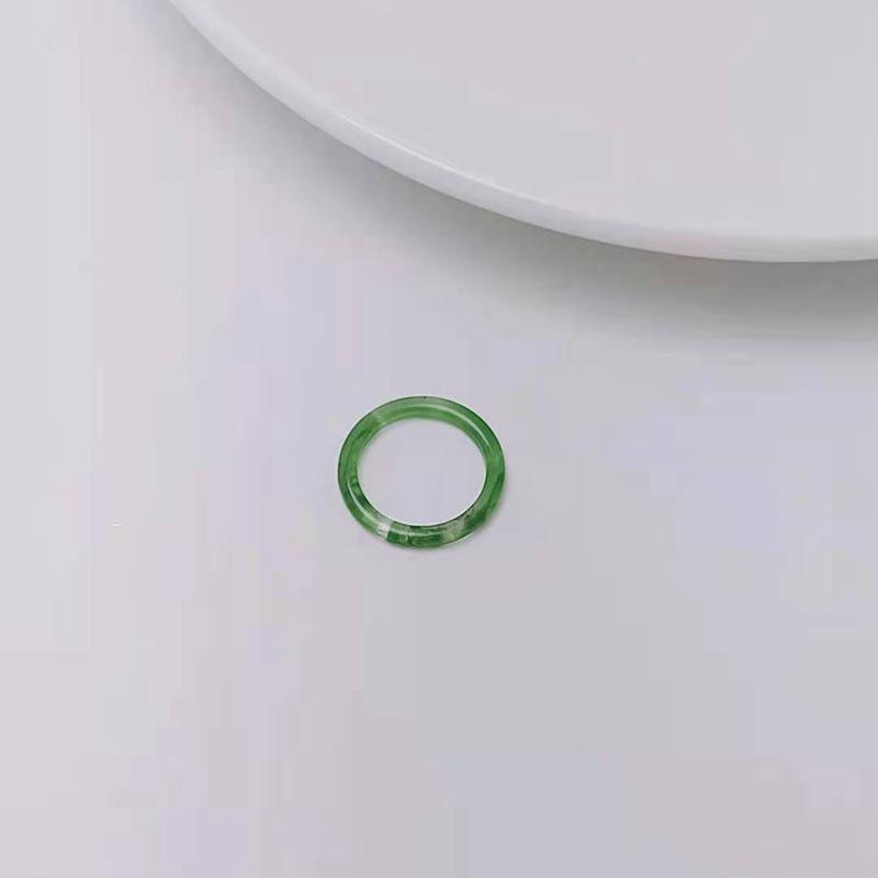 Sada prstenů z pryskyřice a acetátu v mixu barev, kulatý a čtvercový, pro ženy