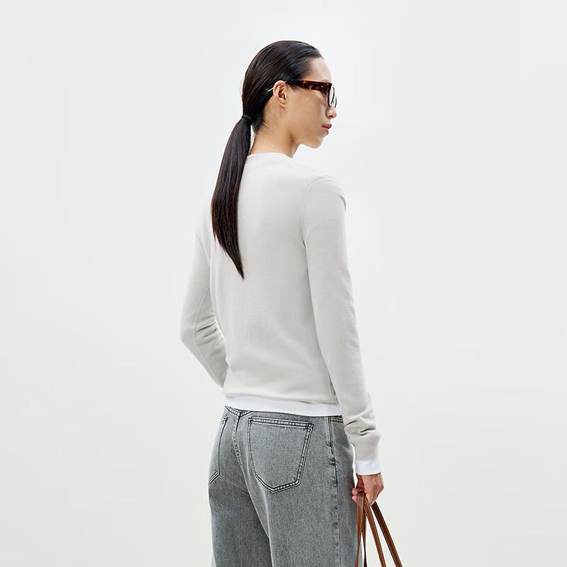 LESS 2025 Spring Slim-fit Round Neck Long Sleeve Pullover Sweater