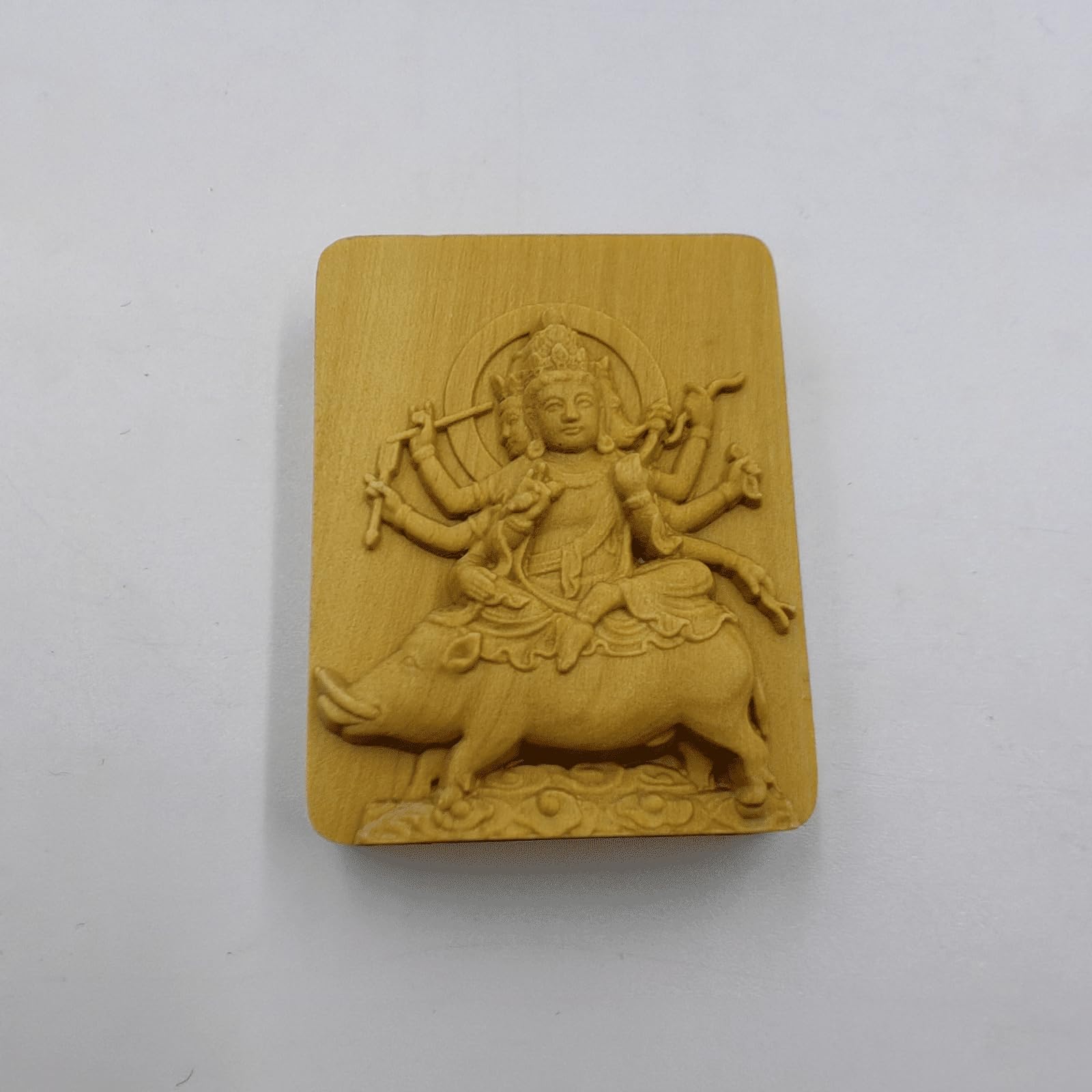 

Wooden Buddhist Statue [Marishiten Seated Statue] Guardian Deity (Boxwood) Portable Amulet Accessory (H3.7 × W3cm)