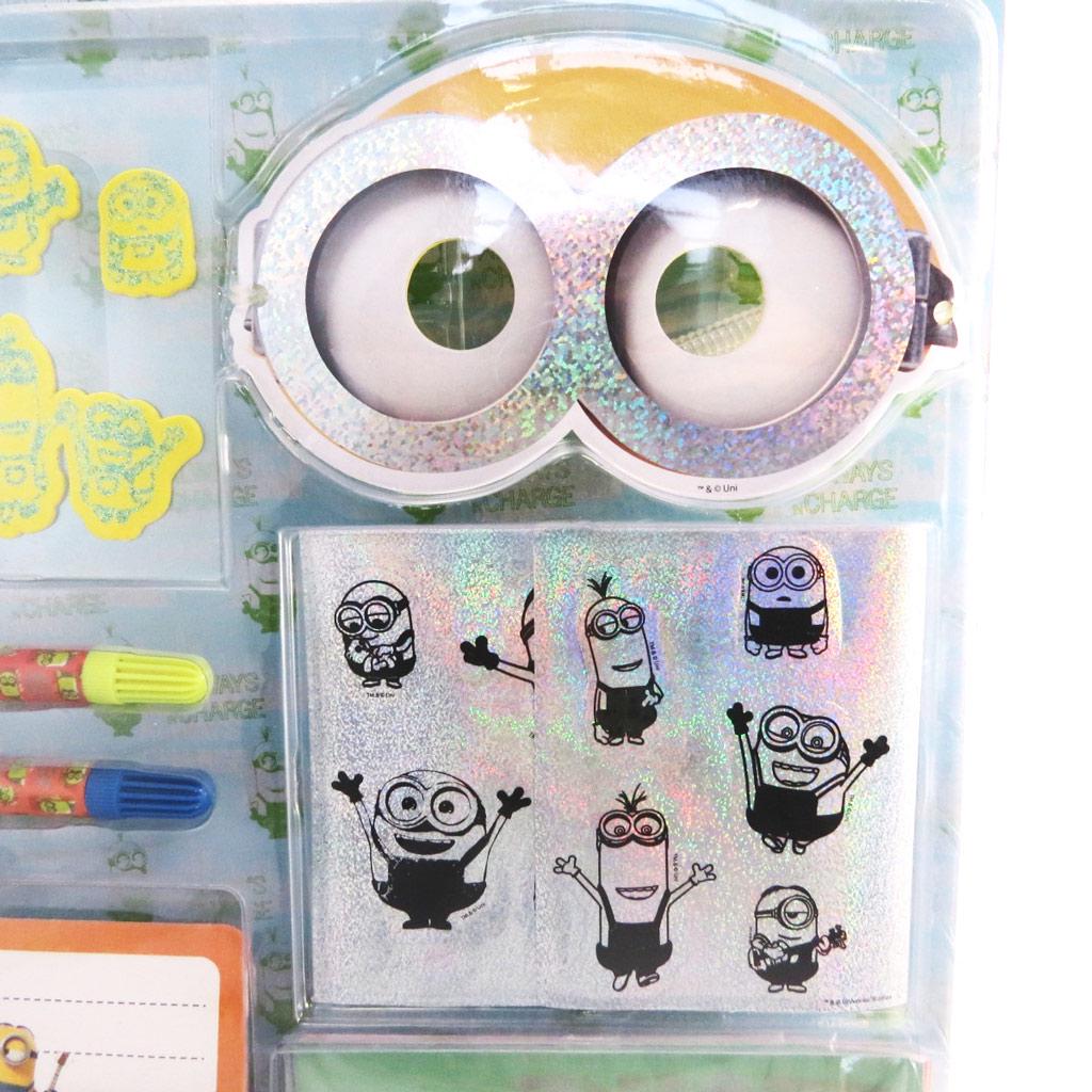 Regina Zăpezii [M9807] - Set Mega de desene 'Minions' (45 piese) 44,5x40x3 cm