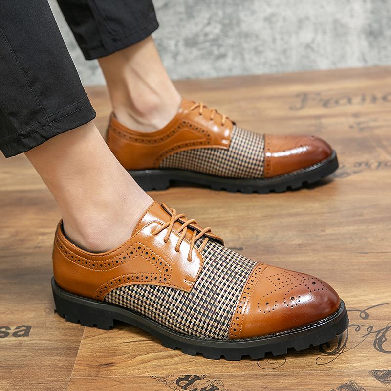 Klassische Herrenkleid Schuhe Formell Leder Hochwertige Büro Brogues Leder Gesellschaftsschuhe für Herren Business Oxford Schuhe Männlich