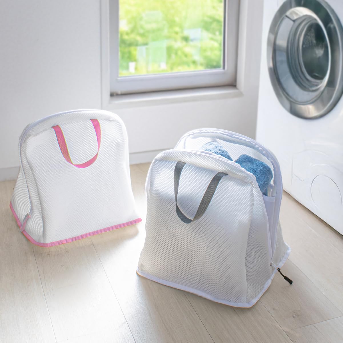 

Carewill Good Design Award Winning Freestanding, Fully Washable Laundry Bag with Handle, Tangle-Free, Lightweight, Opaque, Large Capacity, Compact, Tr