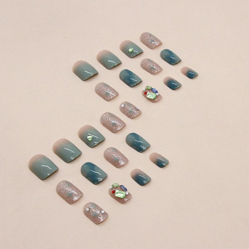 Mode Stapel Diamant Kühl Grün Maniküre Weiß Vielseitig Europäisch Und Amerikanisch Sanfter Feenwind Tragen Nagelstück