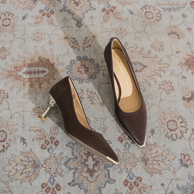 Fashion simple high heels women's 2025 new spring temperament celebrity versatile pointed head shallow mouth stiletto single shoes commute