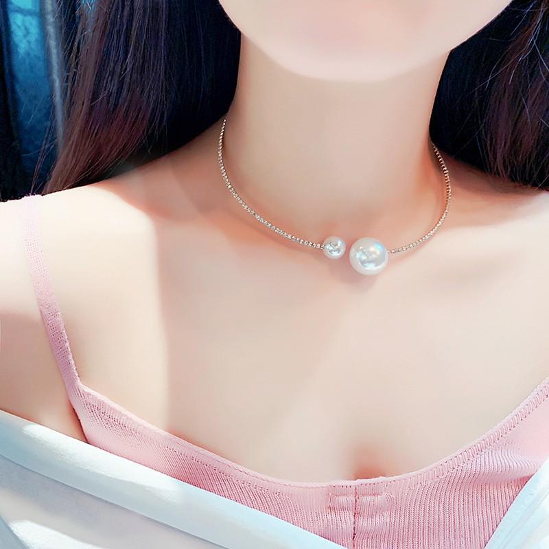Trendy European & American Choker Necklace: Unique, Stylish, Short Fashion Neckwear