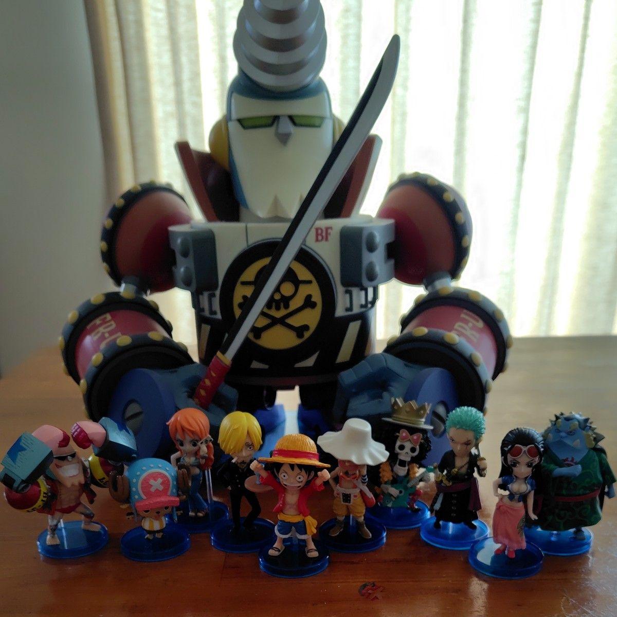 Б/у Фигурка One Piece World Collectable Пираты Соломенной Шляпы Генерал Фрэнки