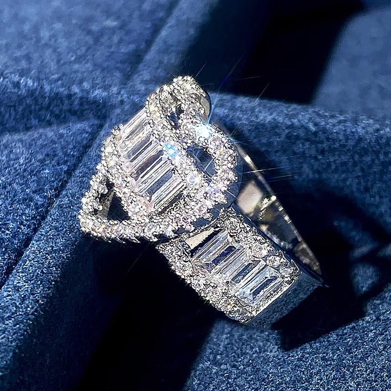 Huitan Luxury Heart Love Jewelry Ring Women Gorgeous Bridal Accessories with Brilliant Zirconia Delicate Wedding Band for Female