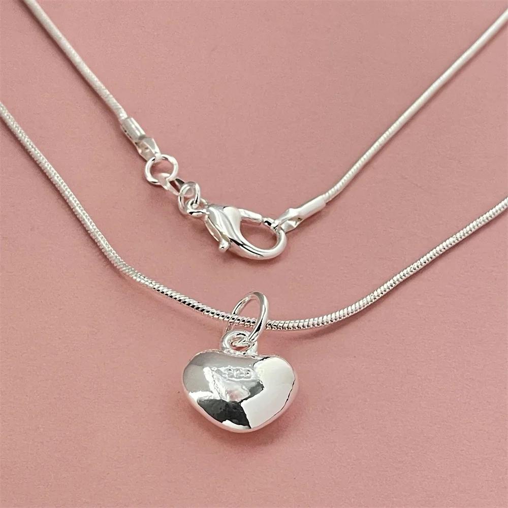 Korean Fashion   Copper Designer Jewelry Lovely Little Heart Pendant with Snake Bone Chain Necklace for Women Gifts