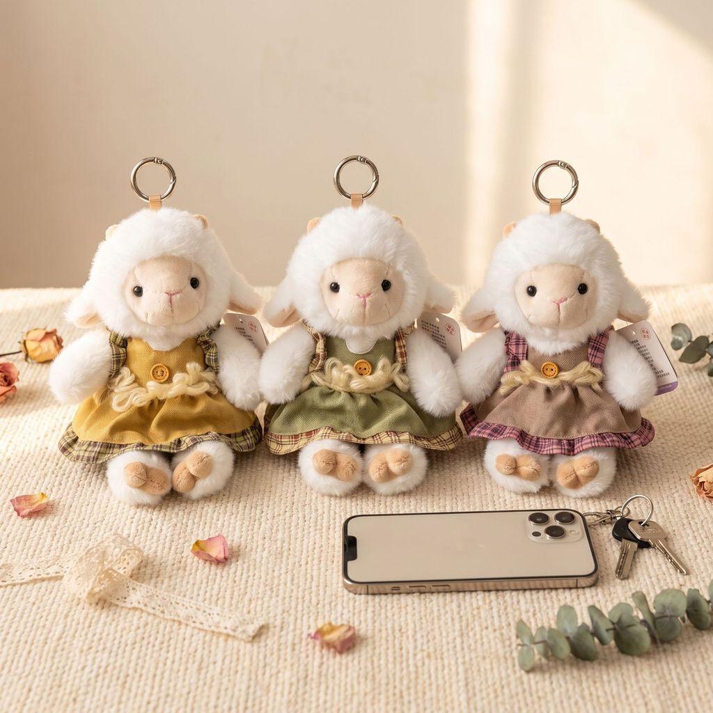 Plush Sheep Keychain With Soft Polyester Filling For Girls Gift And Bag Decor