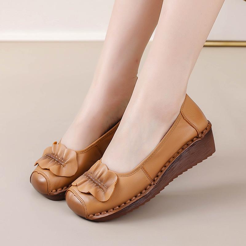 New Red Wedding Wedge Ballet Flats Women'S Luxury Loafers Genuine Leather Moccasins Woman Retro Heel Shoes Female Wedding Flats