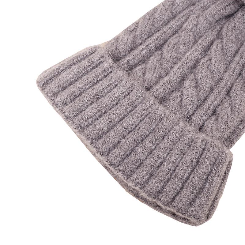 Autumn and Winter Twist Fur Ball Woolen Hat for Women Fashionable Thickened Cold Hat Outdoor Casual Windproof and Warm Knitted Hat for Men
