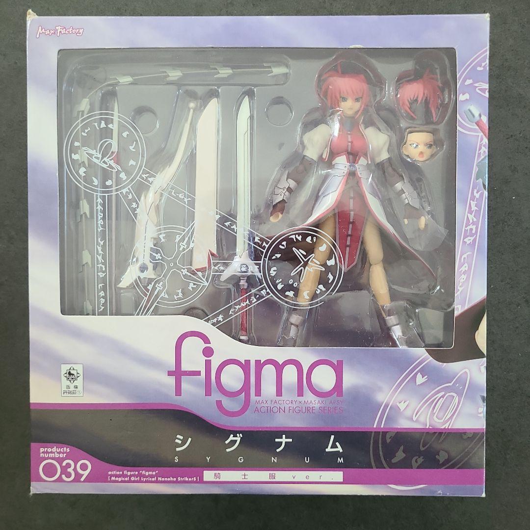 

[Б/У] Фигурка Магическая девочка Лиричная Наноха Сигнум