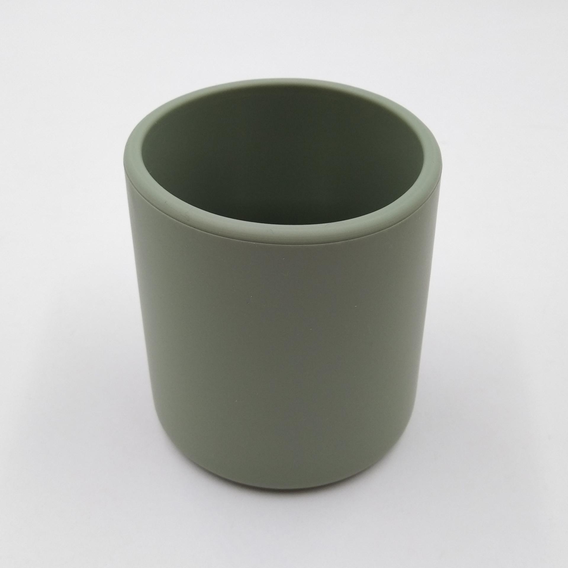 

Красочный силиконовый поильник: Ударопрочный, Подходит для микроволновой печи, Защита от ожогов для детей 101-200ml оливковое зеленый