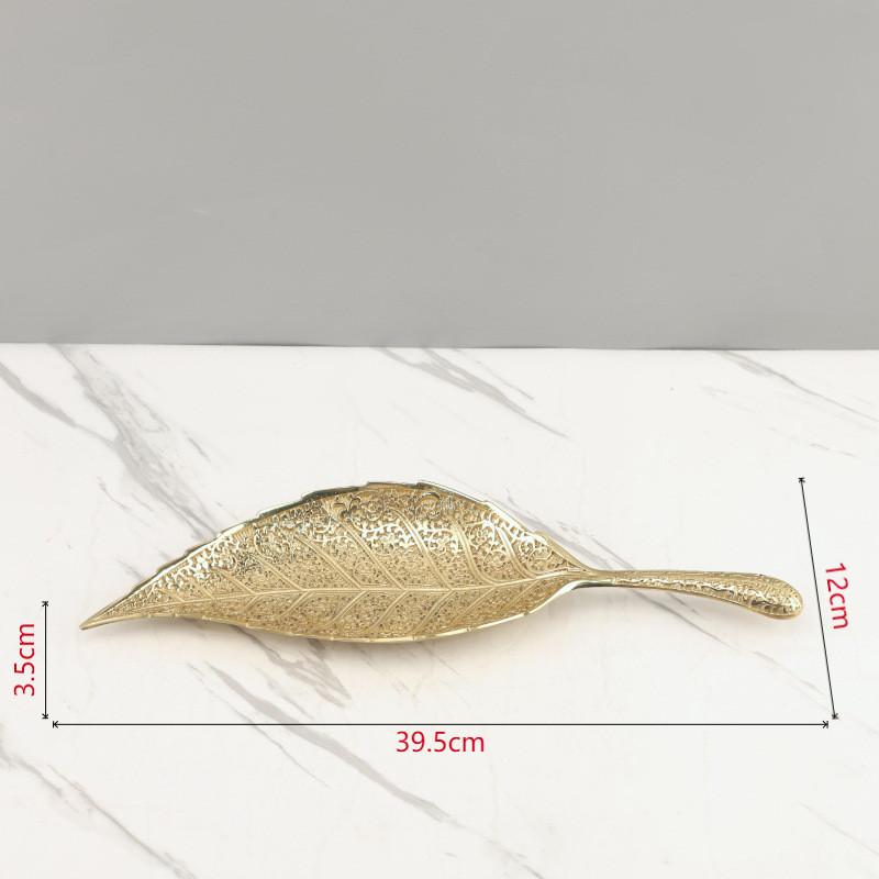

Abstract Irregular Metal Tray, Creative Golden Copper Leaf Tray, Fruit Tray, Indoor, Living Room Desktop Decoration Accessories