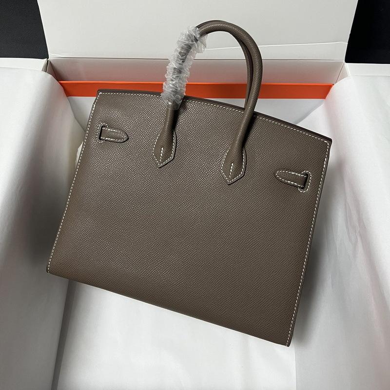 Nowa torebka damska z 2025 roku z ręcznie wzorowanej skóry licowej bydlęcej to europejski i amerykański trend mody