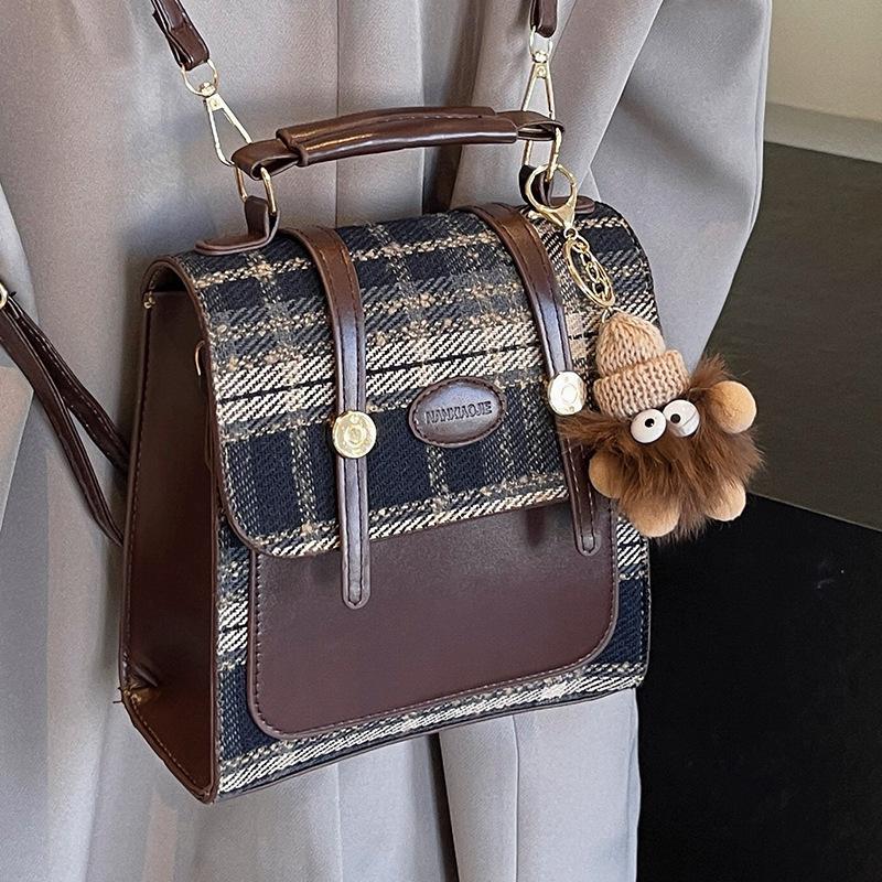 British Style Casual Backpack for Women New Fashion Handbag for Students Versatile Travel Travel Backpack