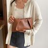 Large Capacity Shoulder Bag New Fashion Popular Woven Commuter Simple Clutch Bags Retro Evening Phone Pocket