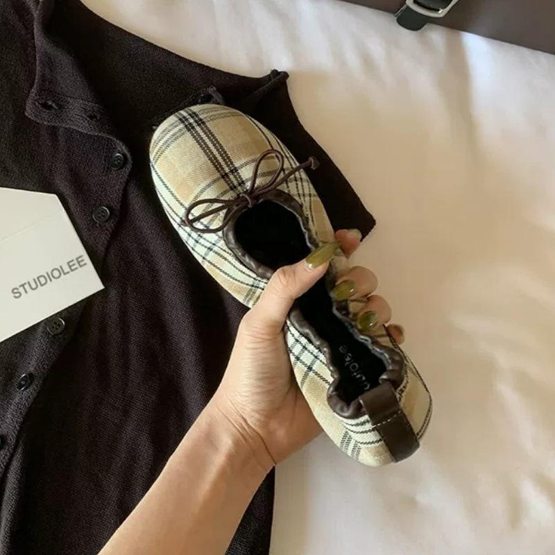 French plaid bow single shoes autumn and winter new beautiful flat-soled grandma shoes soft leather soft sole small single shoes