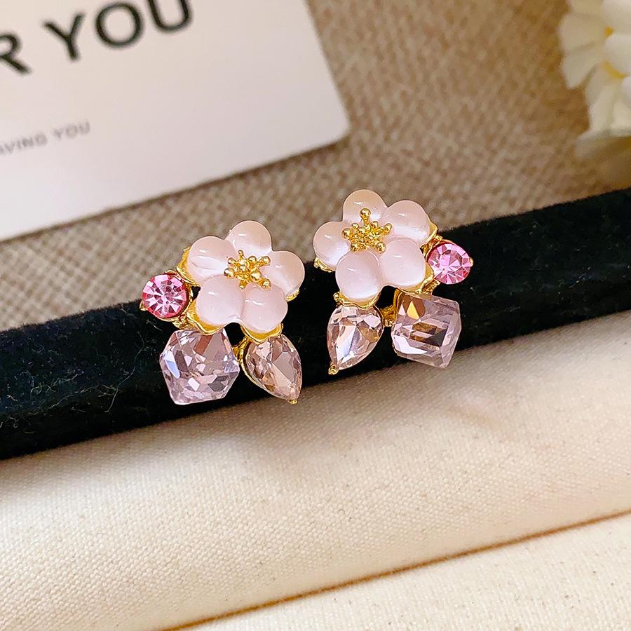 Mori Style Silver Needle Floral Glass Grape Tassel Earrings – Elegant High-End Design