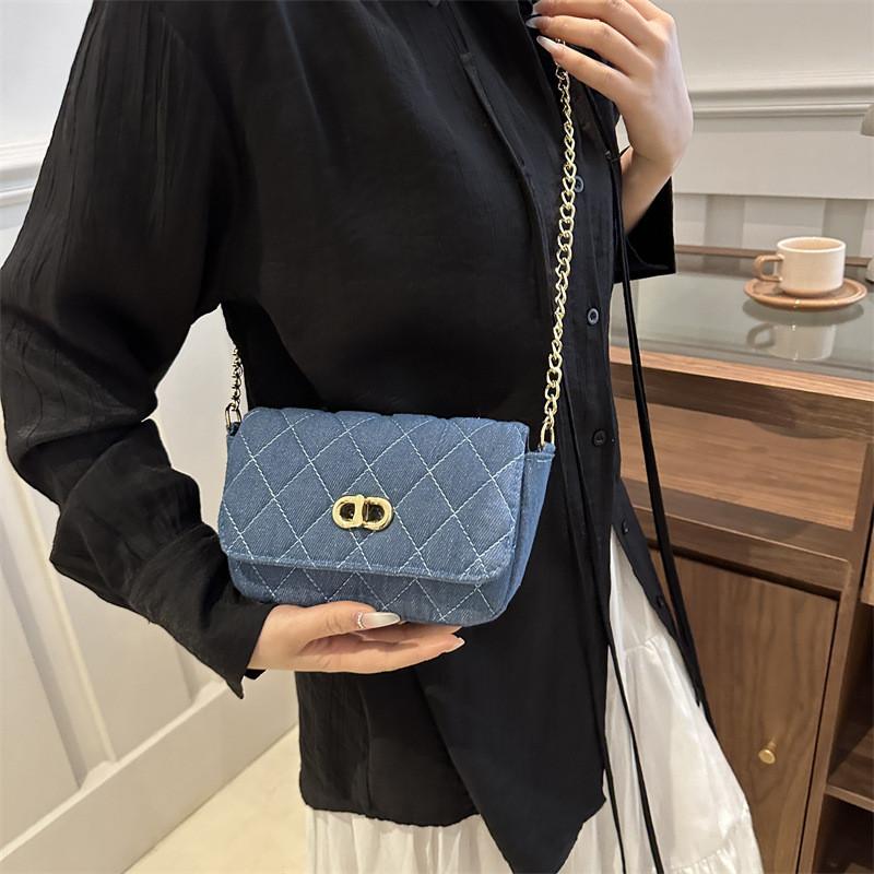 Trendige Damen-Kleinquadrat-Kettentasche für Frühling und Sommer Stilvolle Lässige Schulter-Crossbody-Handtasche