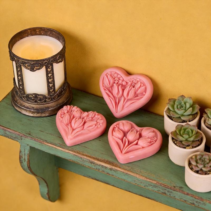Silicone Heart Shape Molds Handmade Candle Moulds with Dried Flower and Glitters for Resin Crafts and Candle Creations