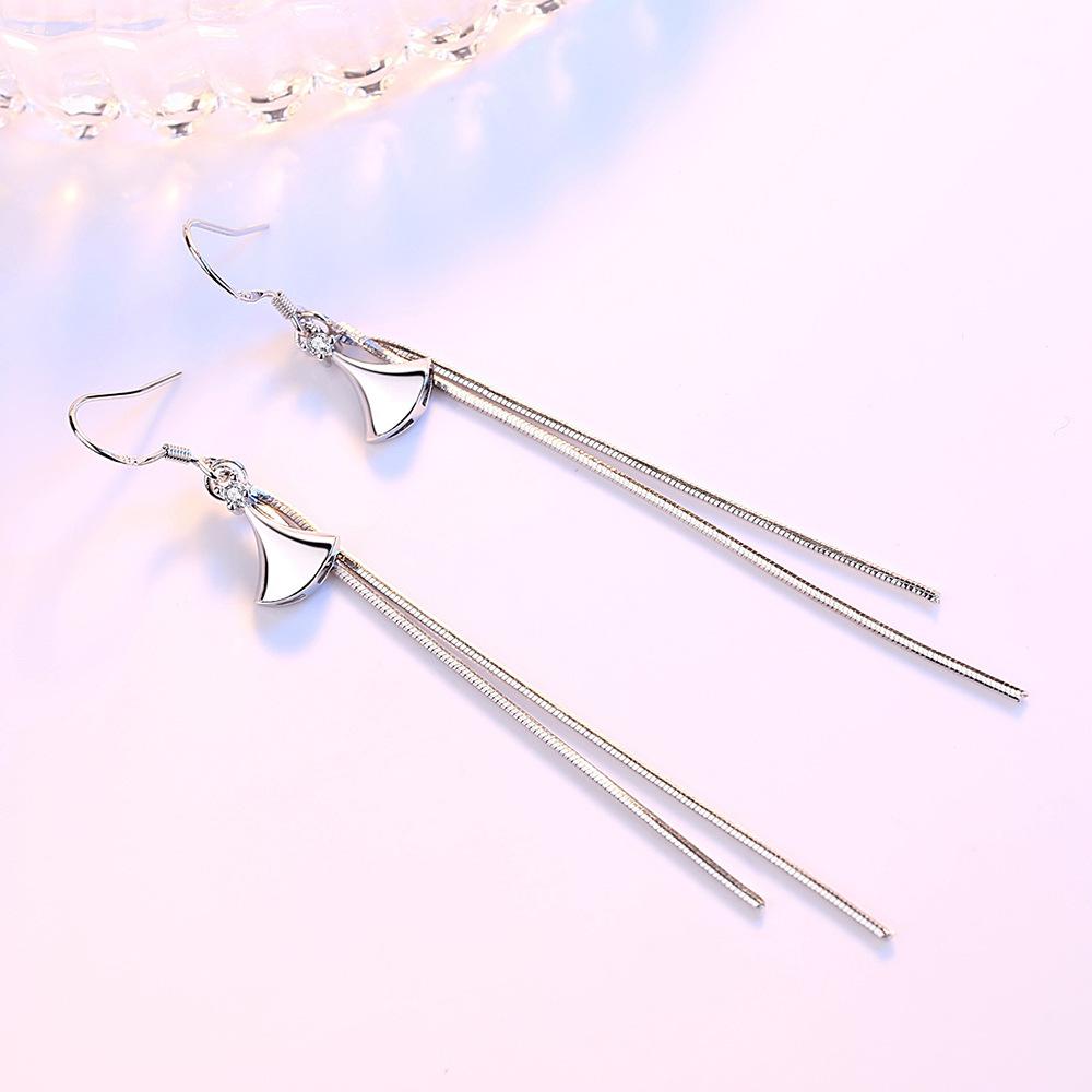Mid-length Women's Simple and Fashionable Tassels Earrings