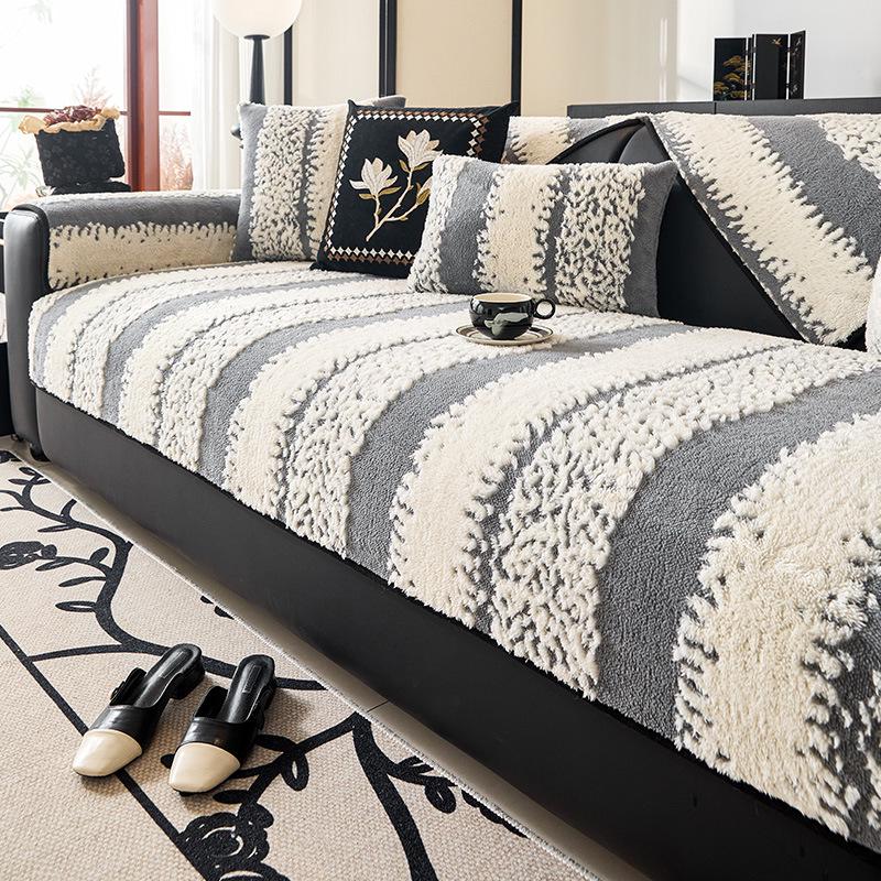 

Luxurious Shu Cotton Velvet Non-Slip Winter Sofa Cushion Cover - Plush, Light, and High-End. 30*50cm Pillowcase