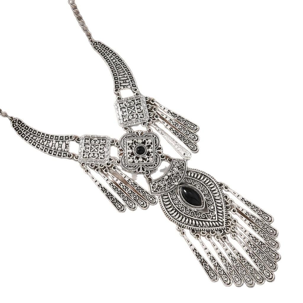 

Retro Alloy Pendant Necklace With Toting Elements For Artistic Fashion Accessory