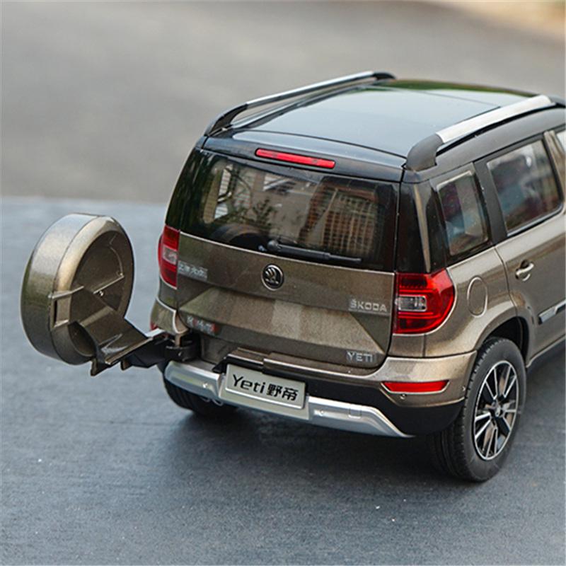 AAABW1 1:18 SKODA Yeti SUV Alloy Car Model Diecast Metal City Off-road Vehicles Car Model High Simulation Collection Childrens Toy Gift