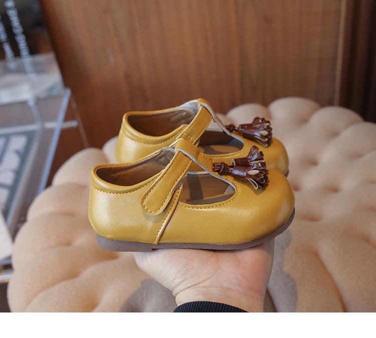 Spring Girls' Leather Tassel Mary Jane Shoes - Non-Slip Soft Sole Toddler Fashion.