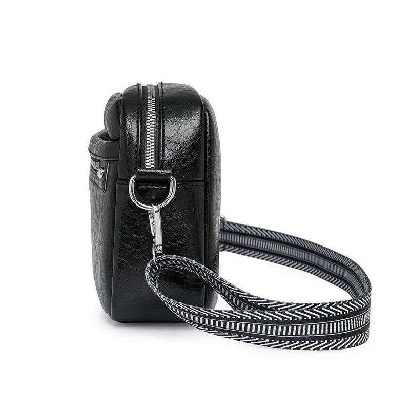 Multi-pocket women's shoulder bag trendy atmosphere simple autumn and winter new broadband messenger