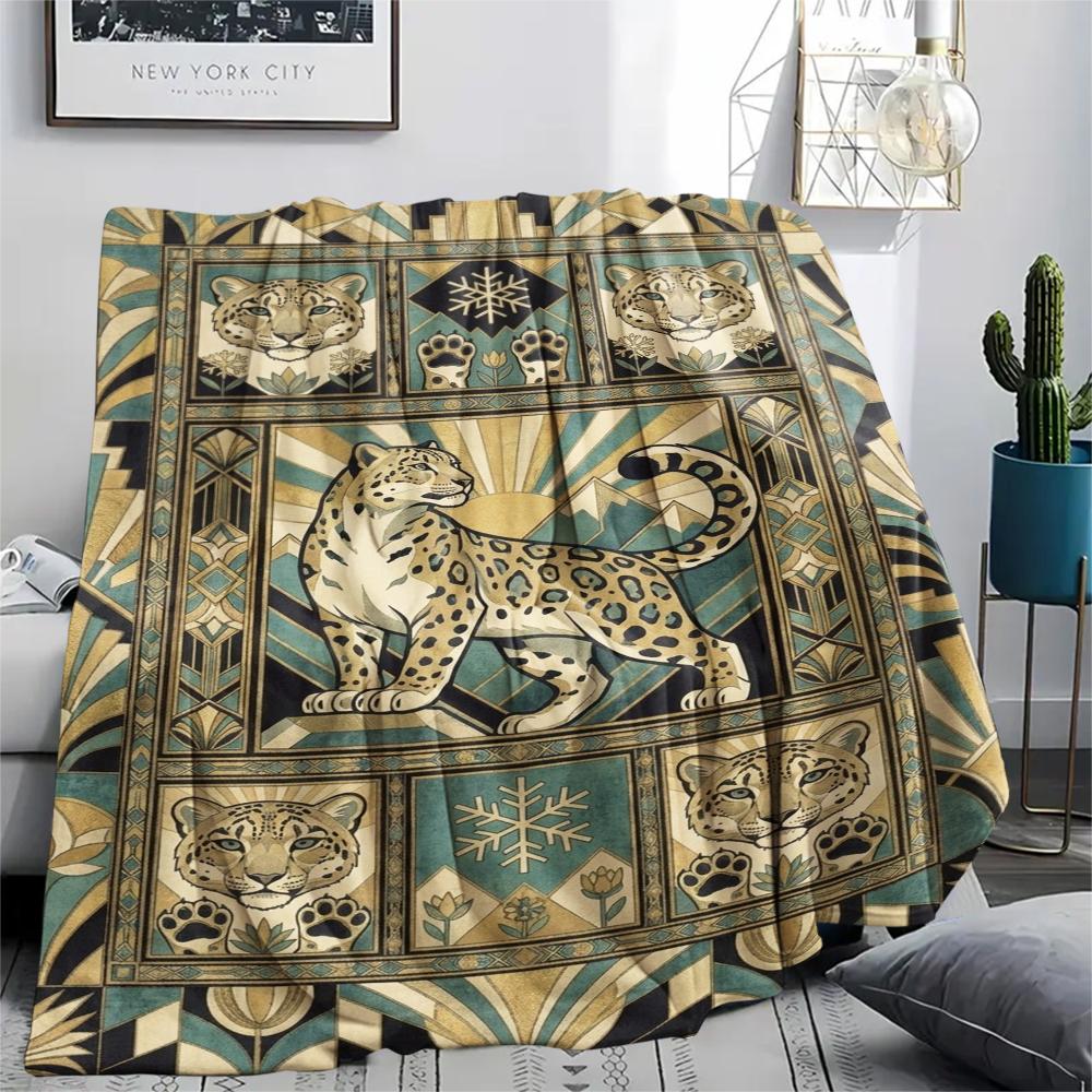 Snow Leopard Animal Print Flannel Blanket, High Quality Comfortable for All Seasons, Home Decor, Warmth and Comfort, Perfect for Christmas Gifts123