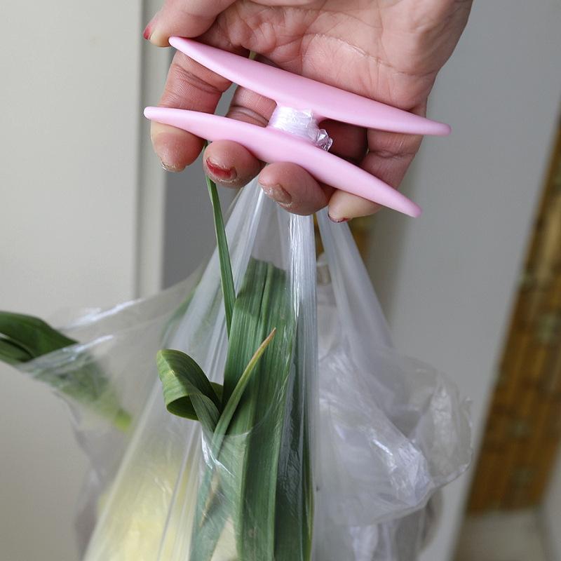 Hot selling portable vegetable picker, anti pinch handheld device, shopping bag picker, plastic bag picker, vegetable picker