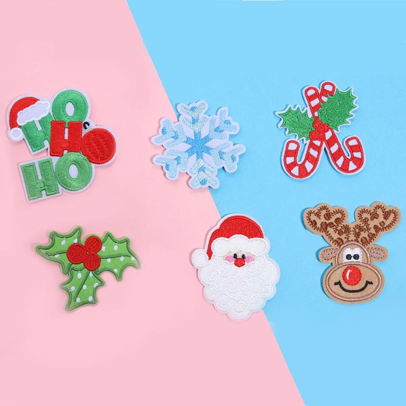 1pc Santa Claus For Clothing Bags Badge Sticker DIY Appliques Cartoon Christmas Emblem Embroidery Patches Iron On