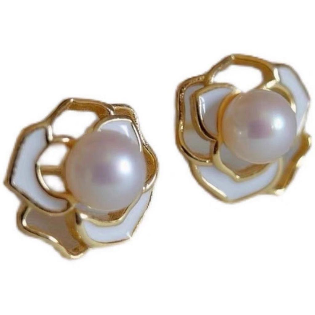 Natural freshwater pearl, niche camellia design, fashionable and elegant earrings, vintage French-style studs, delicate and refined, for women